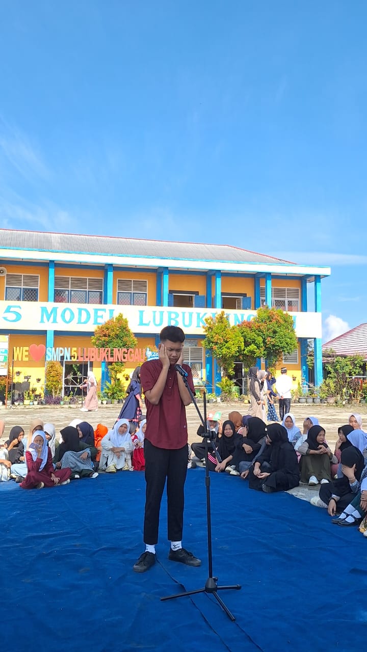 Lomba Azan