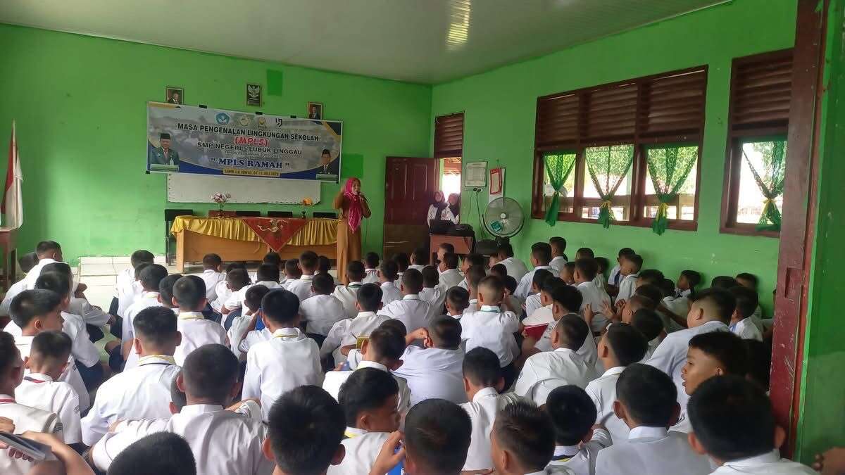 Pengenalan guru